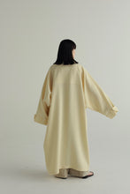 画像をギャラリービューアに読み込む, stand collar over coat